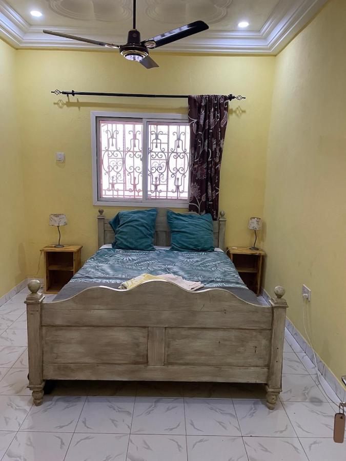 The Compound Bed & Breakfast Bijilo Exterior foto