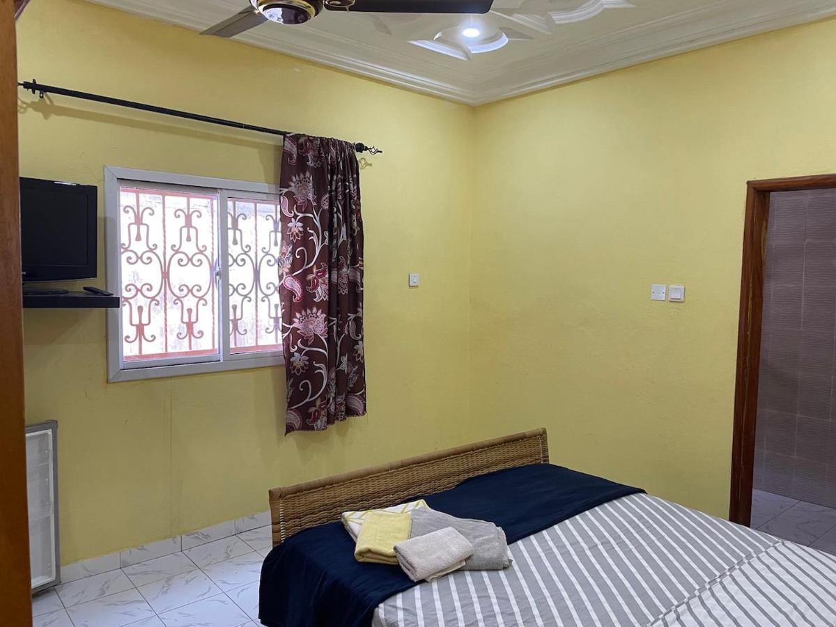 The Compound Bed & Breakfast Bijilo Exterior foto