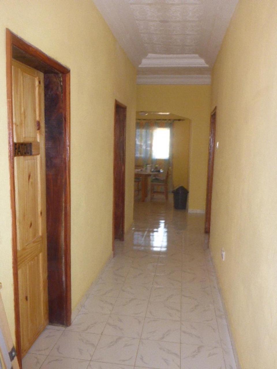 The Compound Bed & Breakfast Bijilo Exterior foto